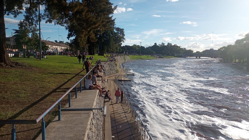 La gente sali a los parques, el Municipio pide no frecuentar las barrancas